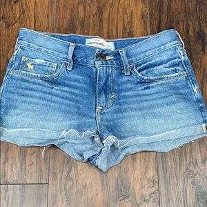 Light wash jean shorts
